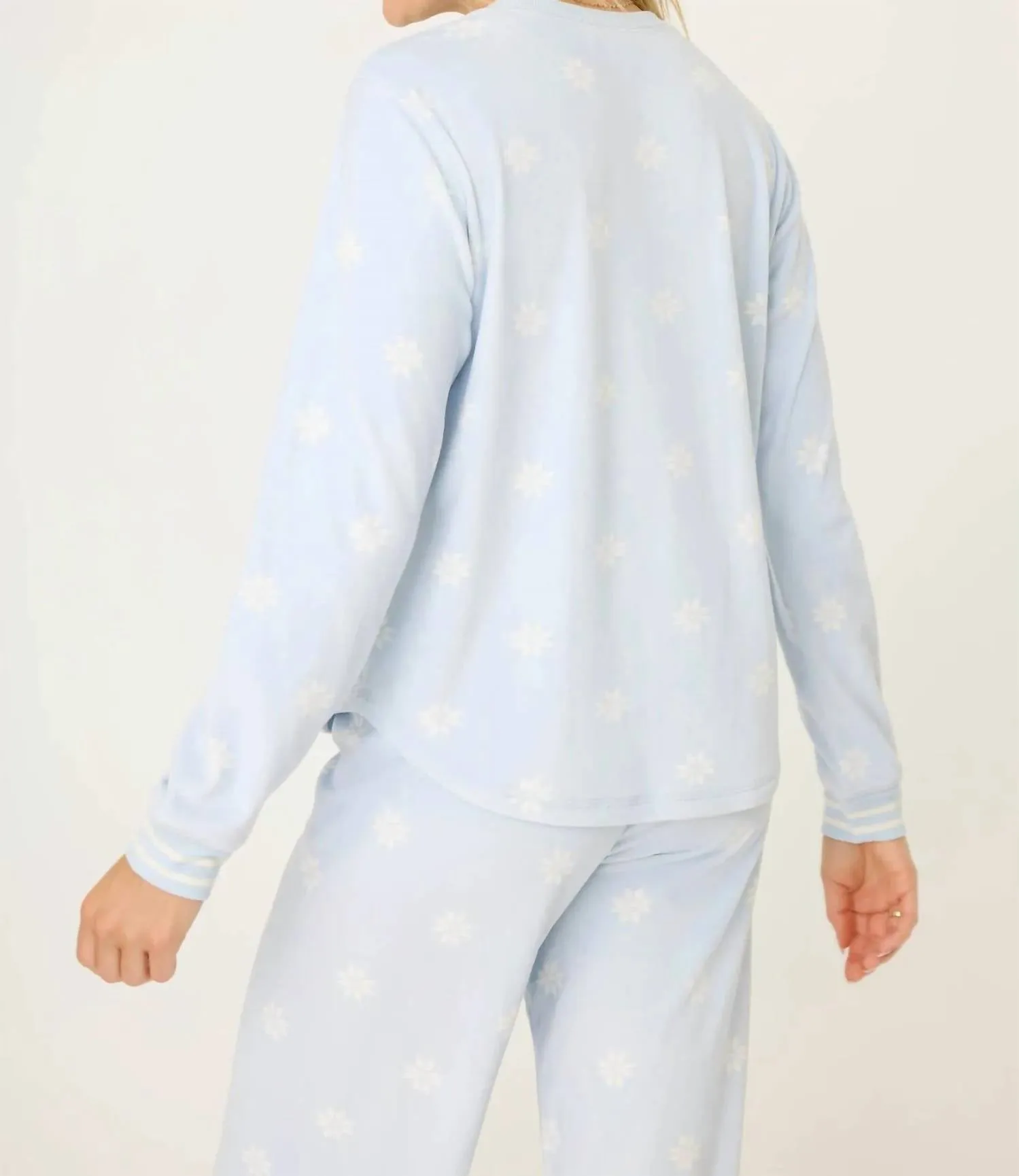 Apres All Day Long Sleeve Top In Blue Whisper