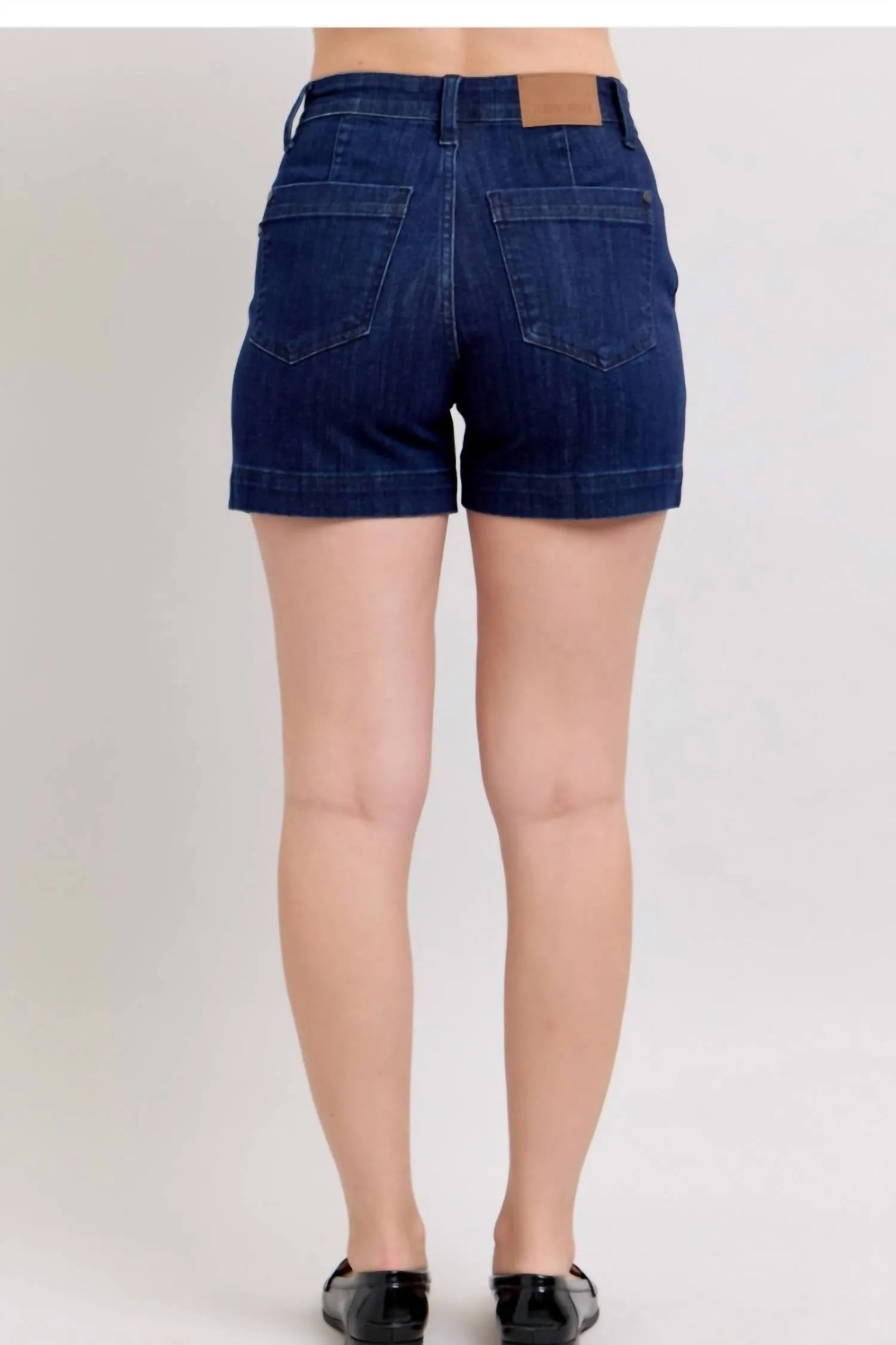 Cordelia Denim Trouser Shorts In Dark Wash Blue