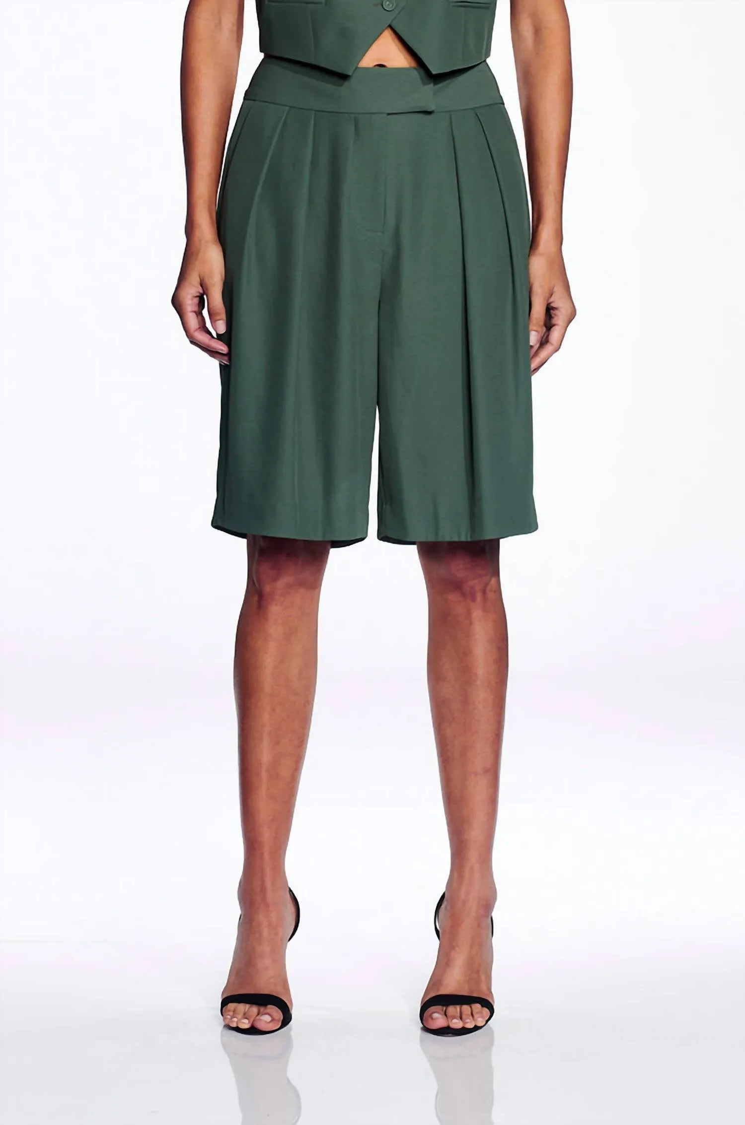 Crepe Double Pleat Shorts In Thyme