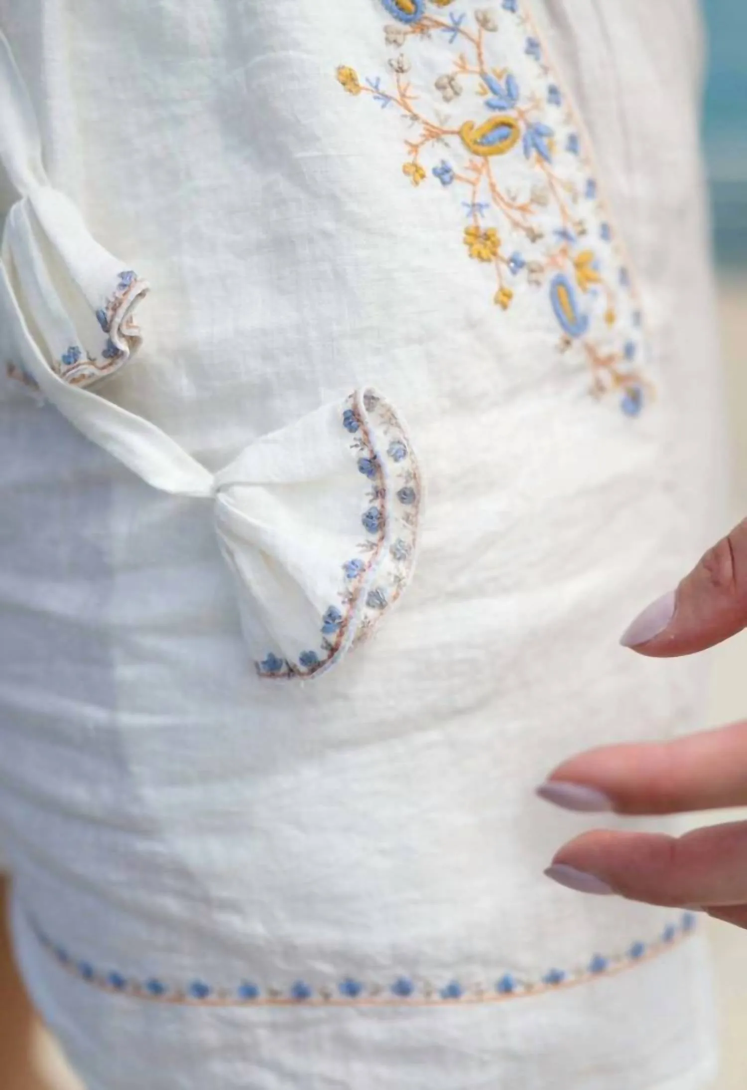 Escape Shorts Embroidered Linen Resort Shorts In Simply White