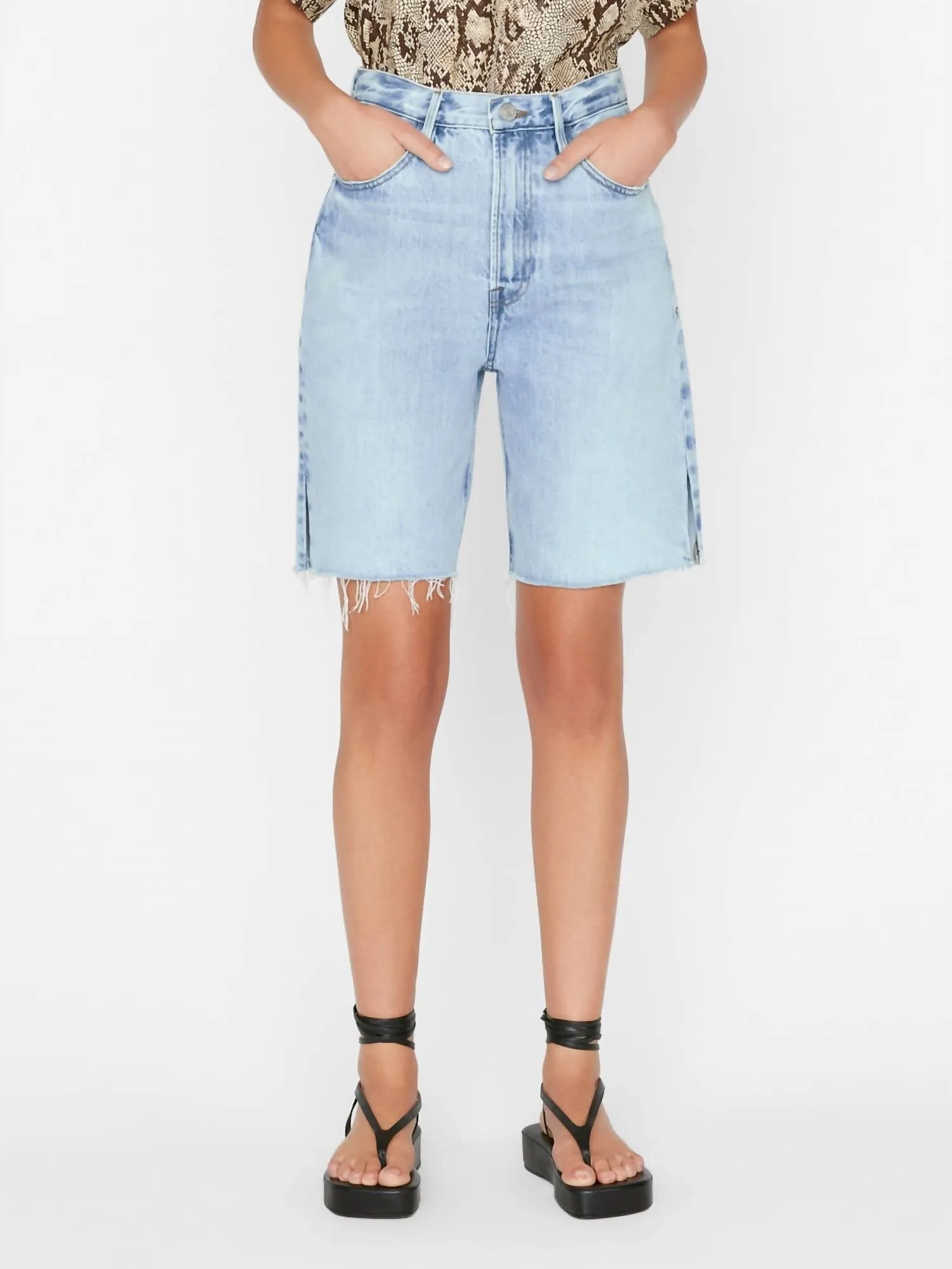 High Rise Bermuda Shorts In Rossum 1 Year