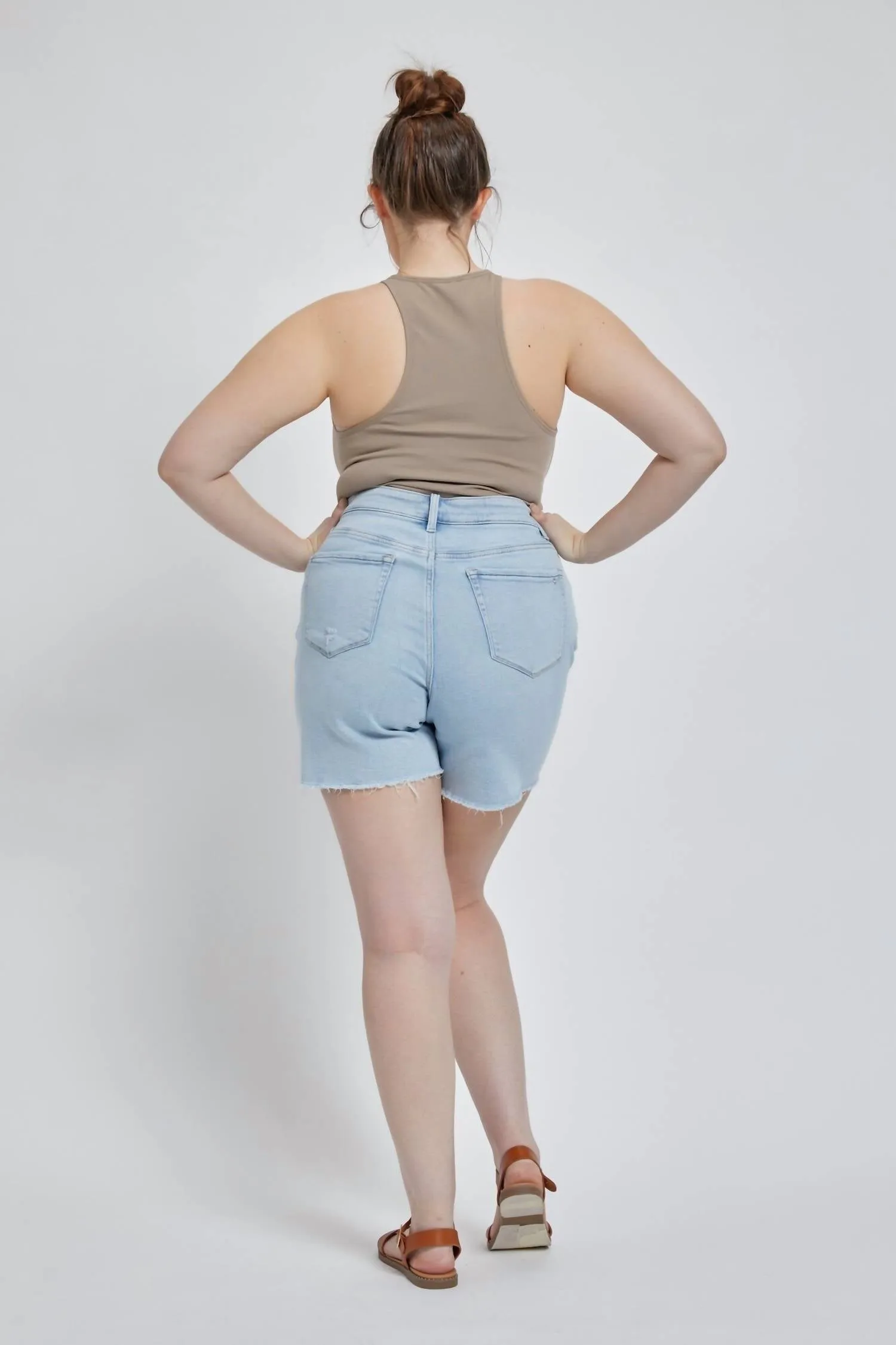 High Rise Midi Stretch Shorts In Anthemis