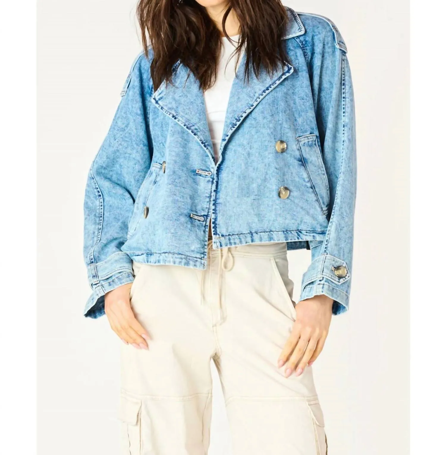 Loose Denim Jacket In Washed Light Blue