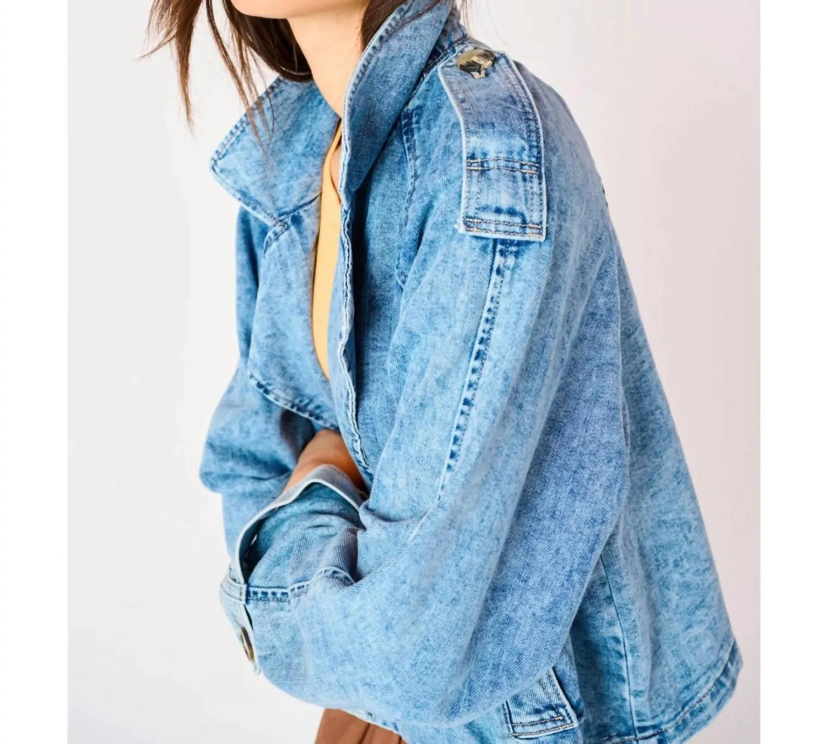 Loose Denim Jacket In Washed Light Blue