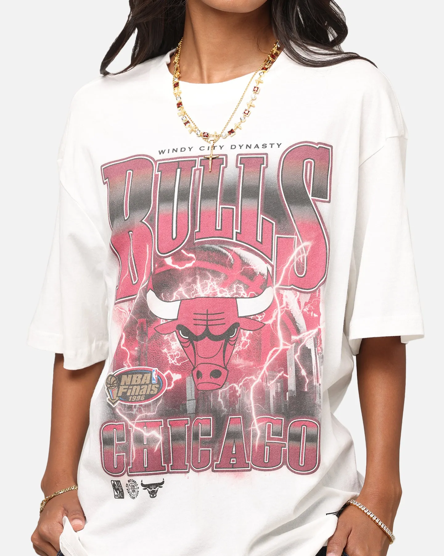 Mitchell & Ness Chicago Bulls City Strike T-Shirt Vintage White