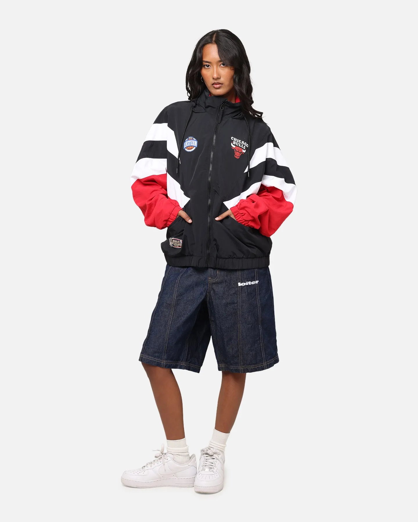 Mitchell & Ness Chicago Bulls Spray Jacket Black/Red
