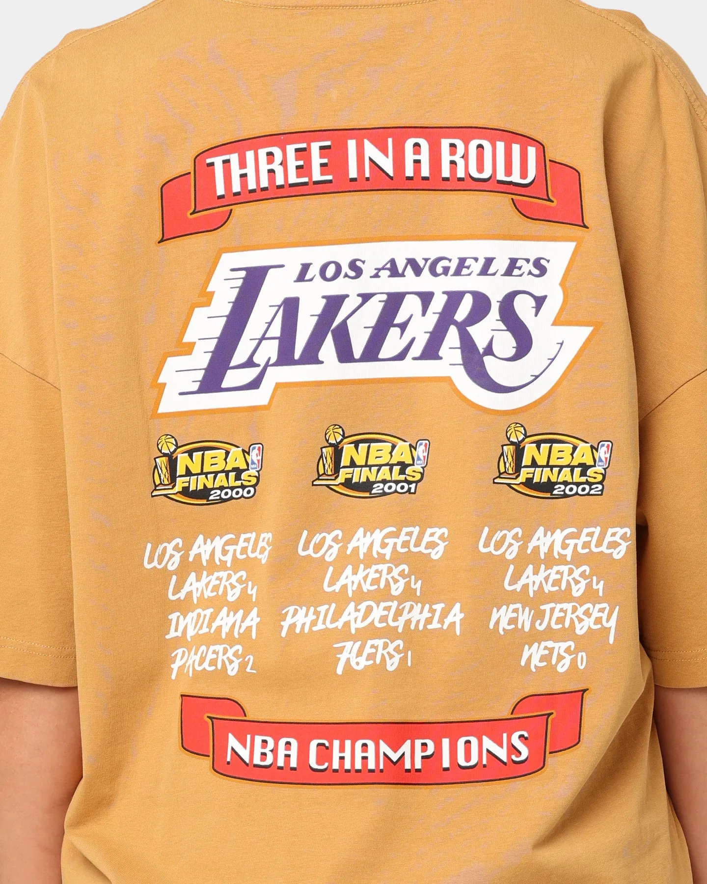 Mitchell & Ness Los Angeles Lakers 3-Peat T-Shirt Bone Brown