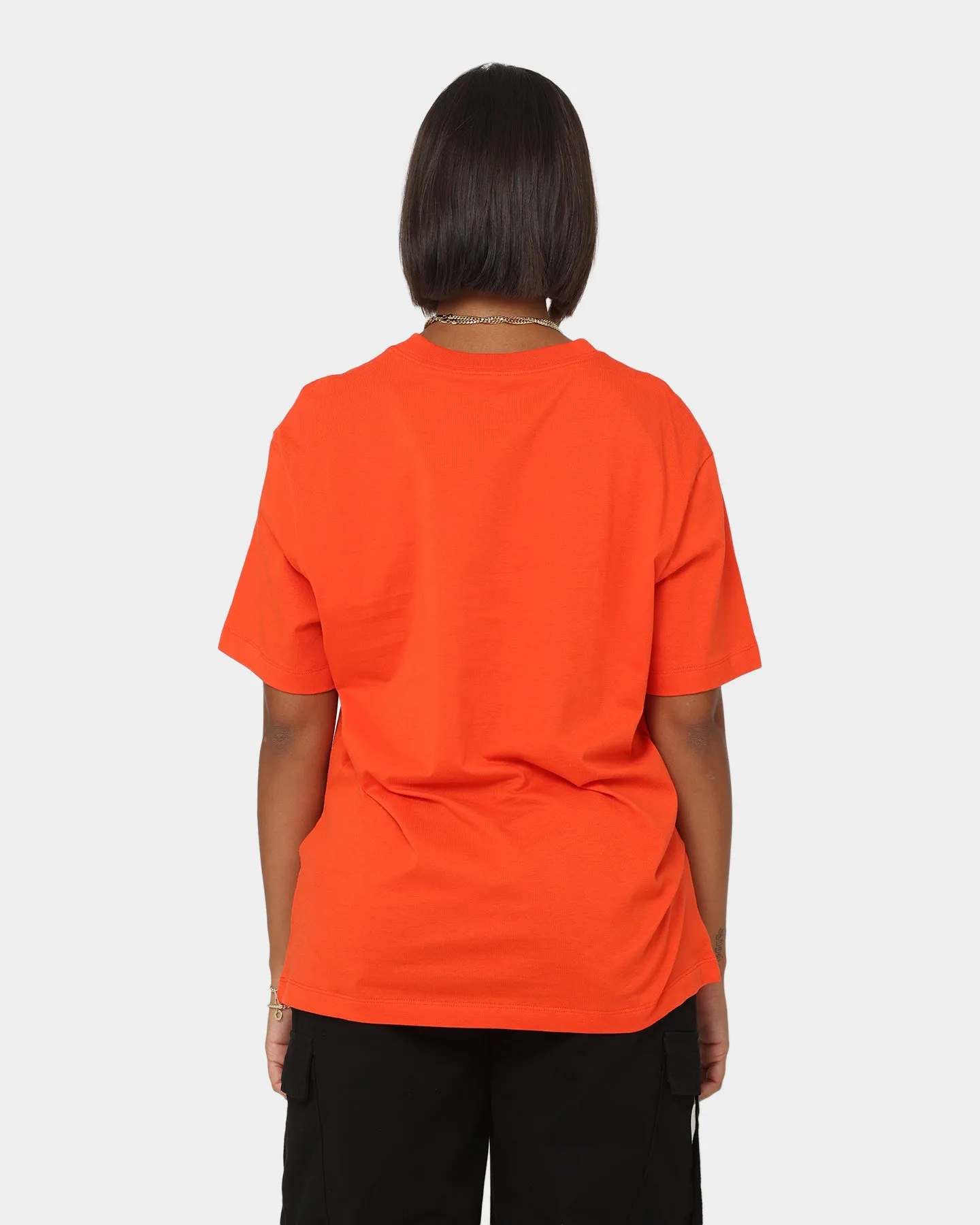 Nike Women's Nike Sportswear Essential T-Shirt Picante Red