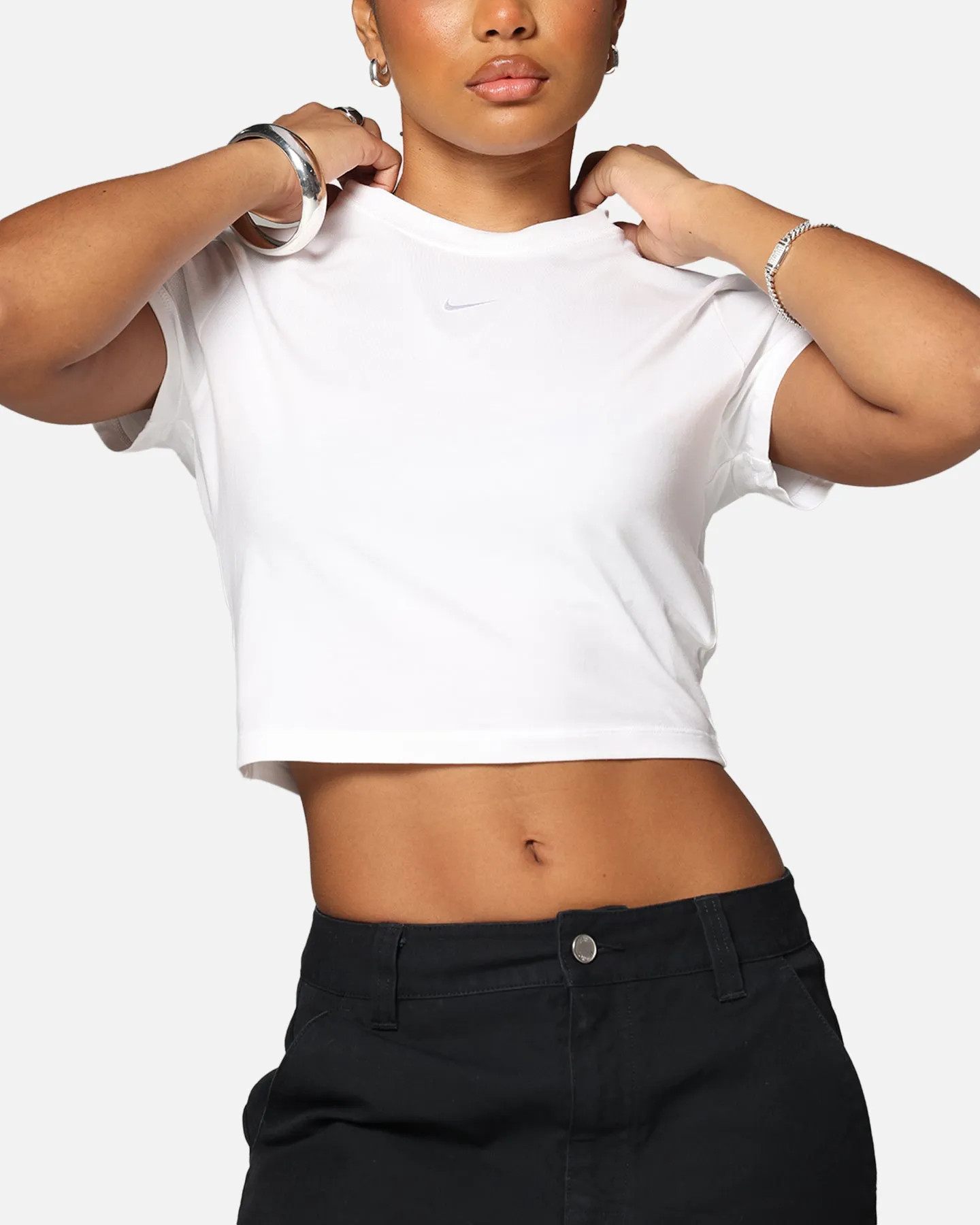 Nike Women's Sportswear Chill Knit Crop T-Shirt White/White