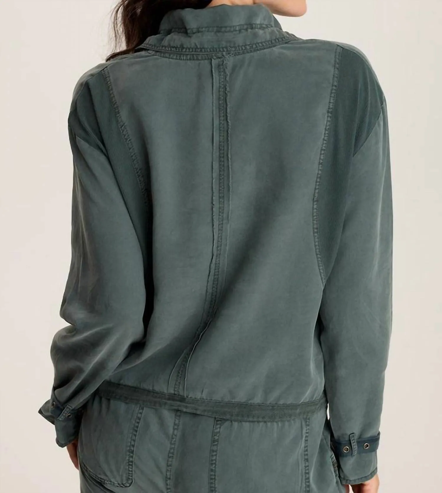 Oziel Twill Utility Jacket With Drawstring Collar In Silken Pine Pigment