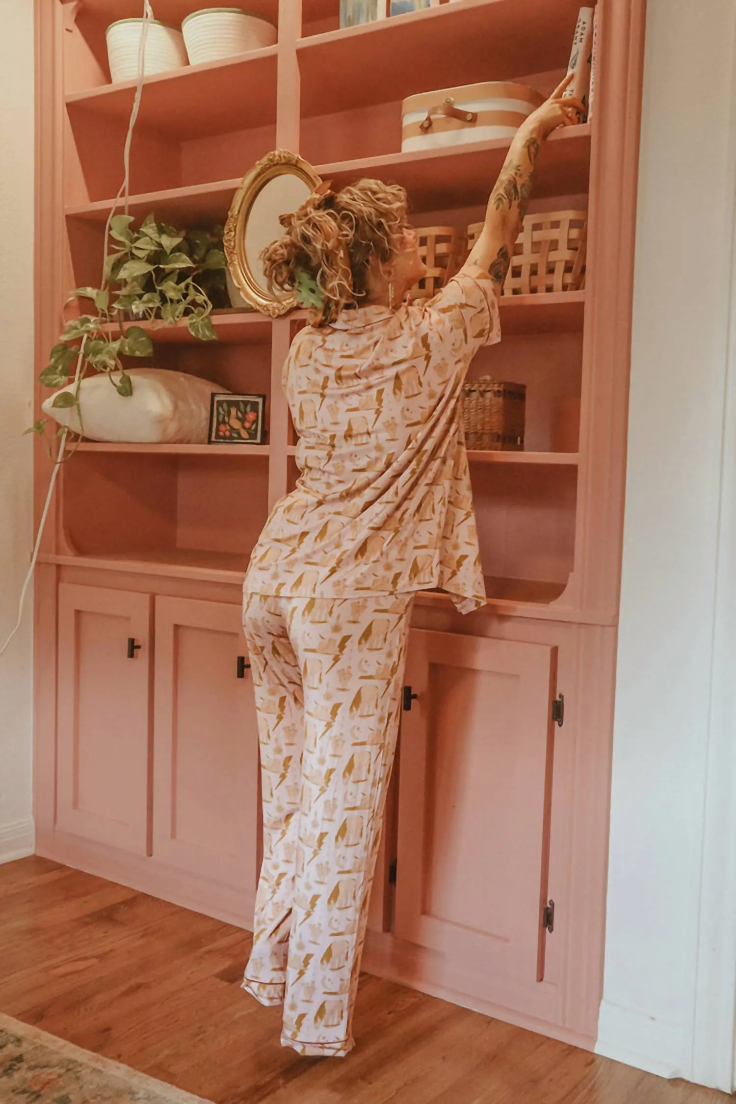 Pajama Set In Electric Oasis