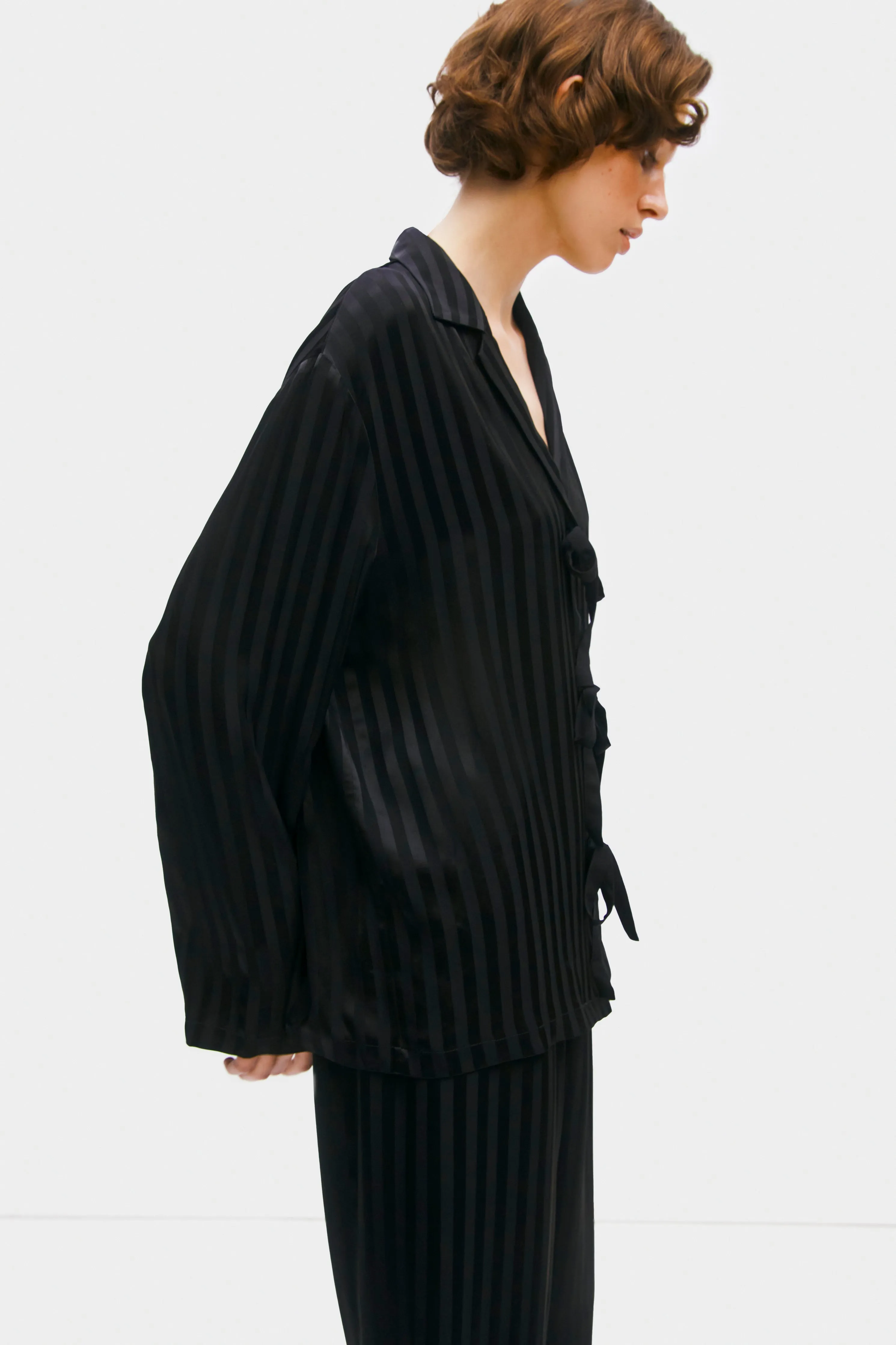 Phoenix Striped Set with Bow Details In Black