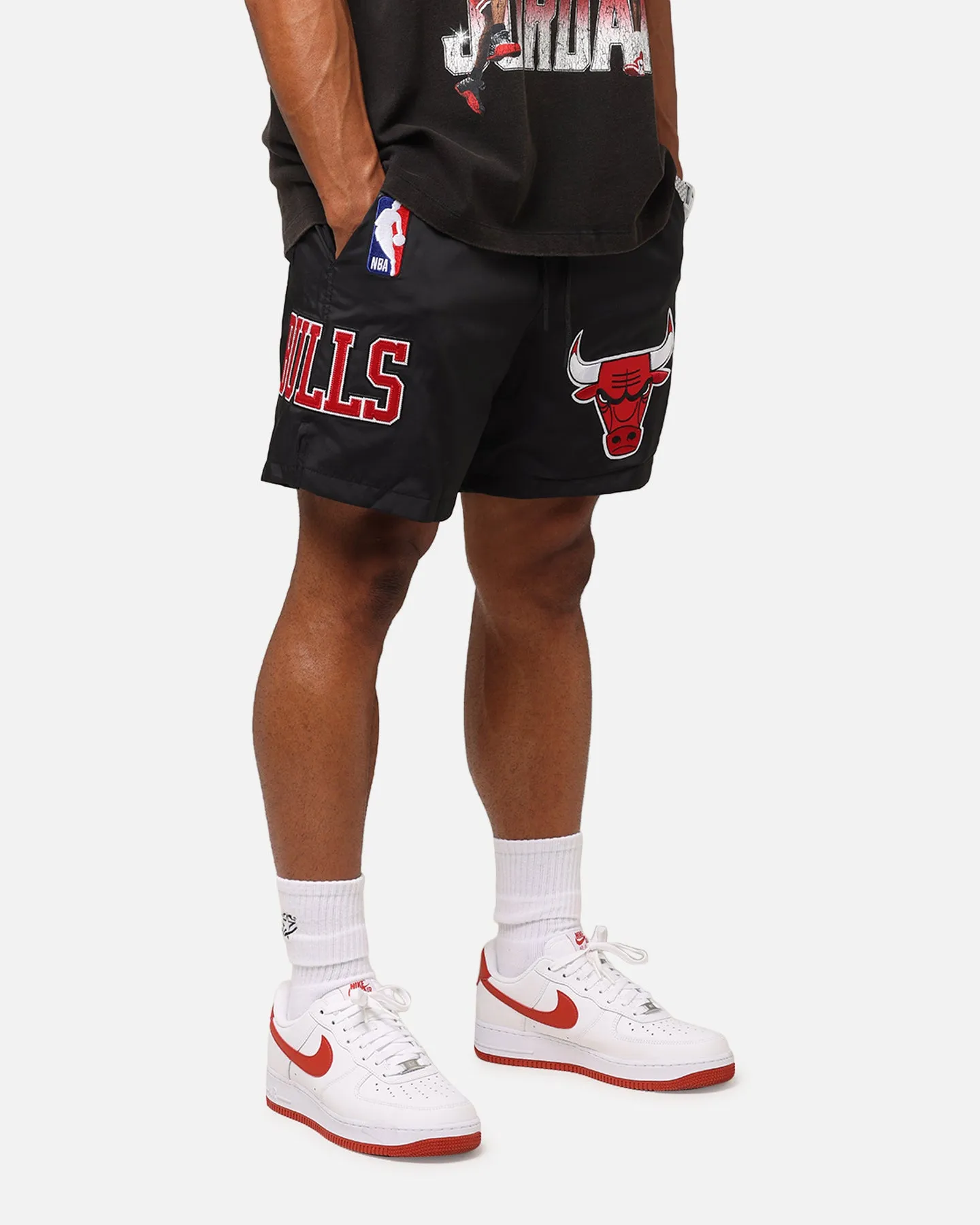 Pro Standard Chicago Bulls Classic Woven Shorts Black