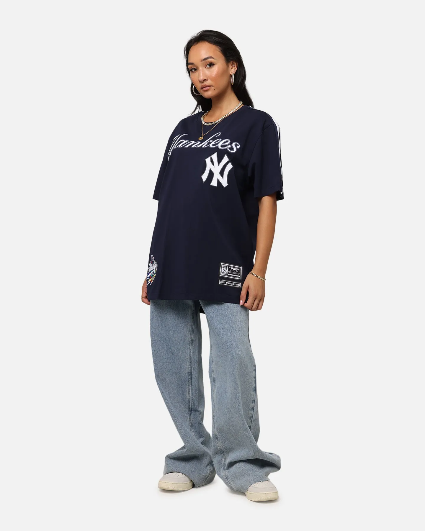 Pro Standard New York Yankees Classic Mesh Striped T-Shirt Midnight Navy