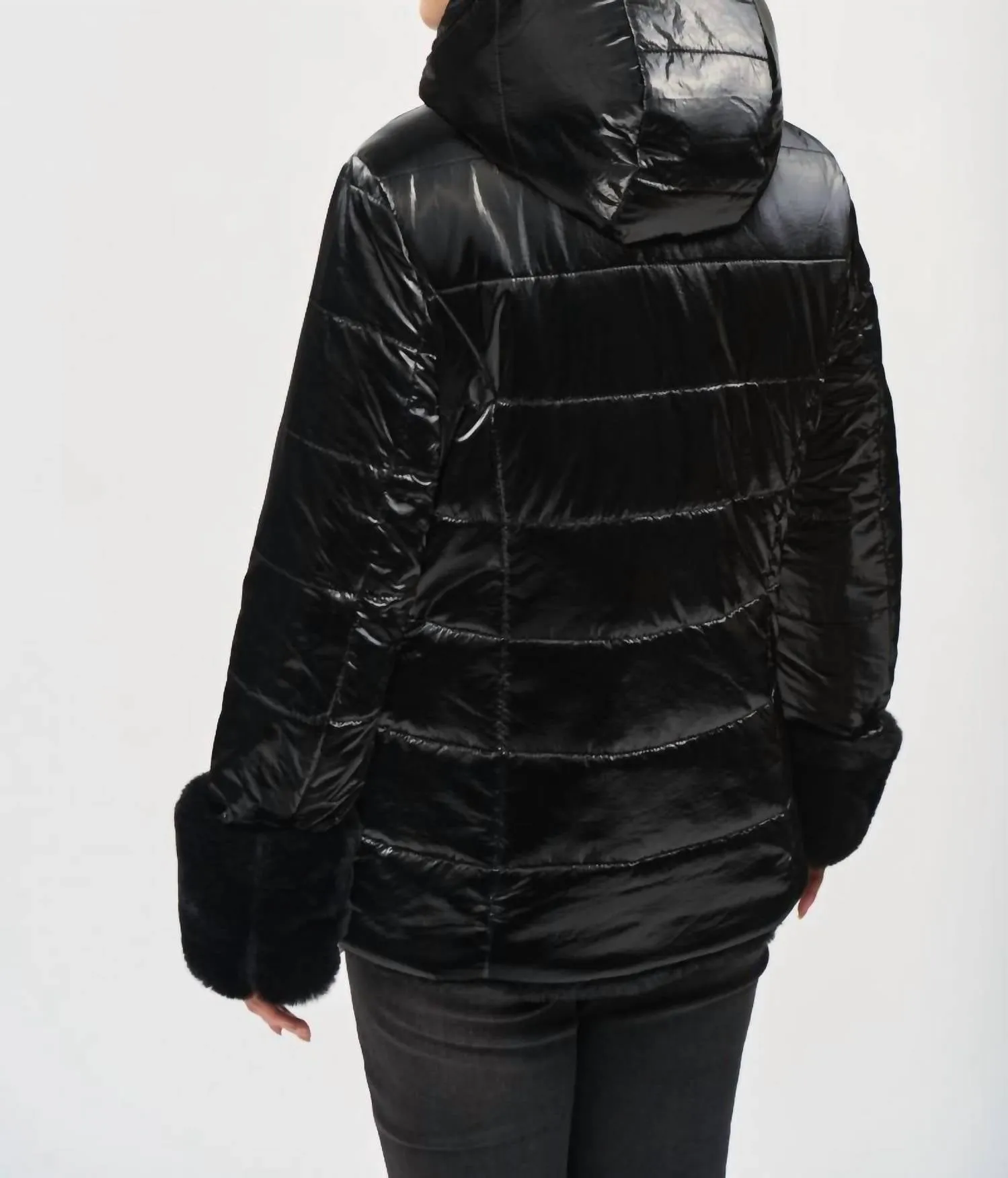 Reversible Faux Fur Quilted Puffer Coat In Black