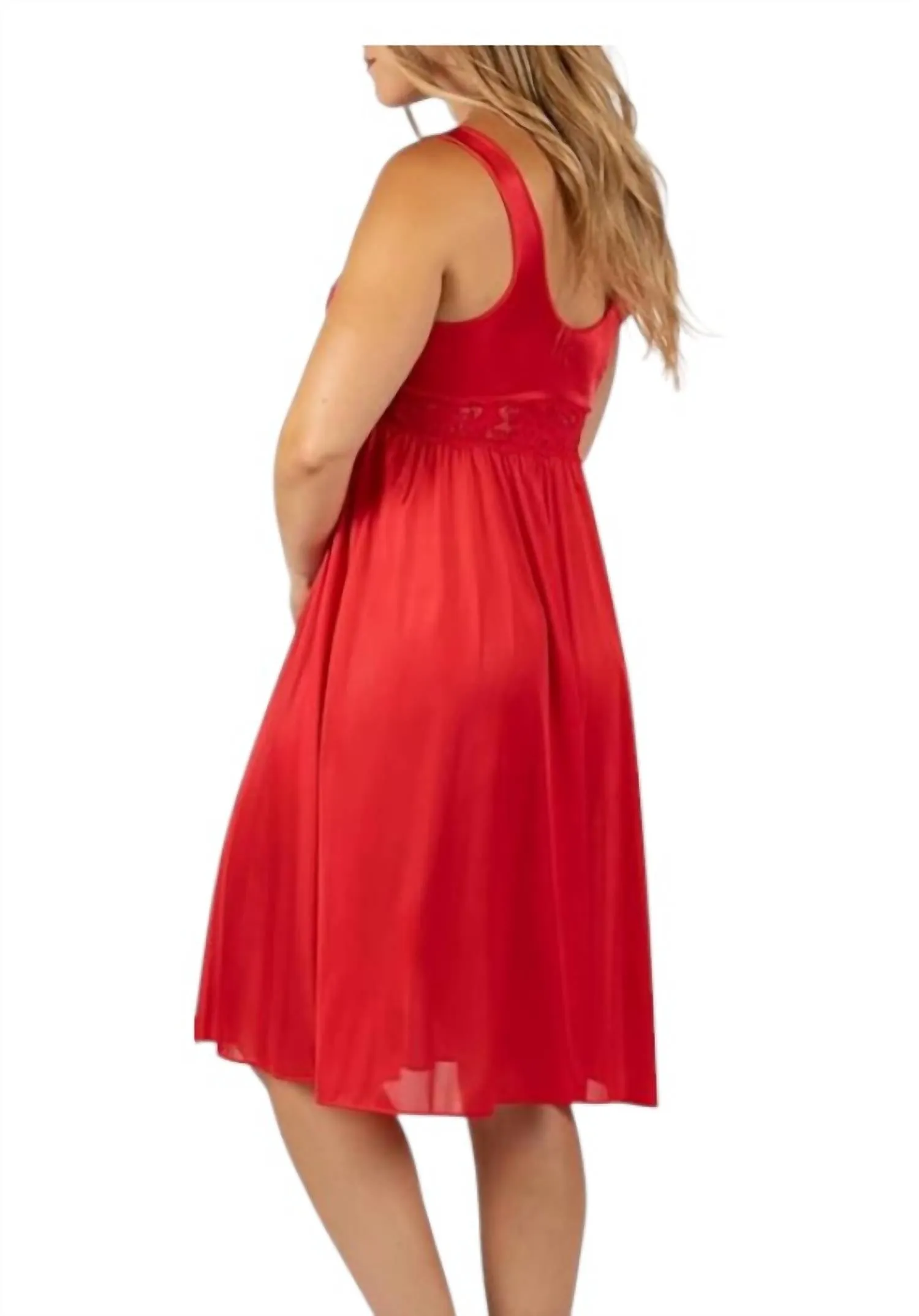 Silhouette Lace Bodice Sleeveless Waltz Gown In Red