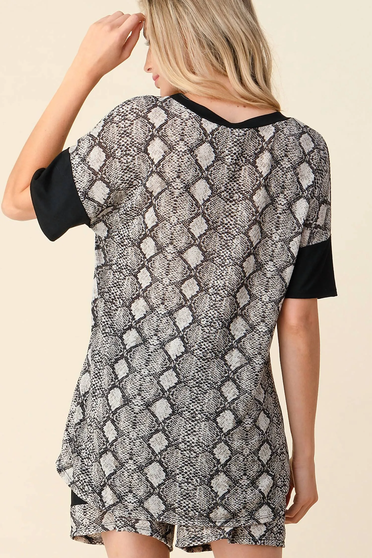 Snake Print Loungewear Short Set In Black