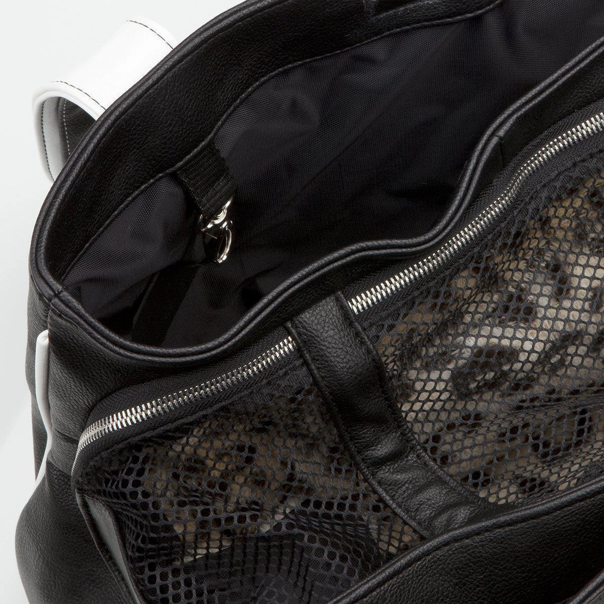Te Quiero Chihuahua Rescue Me Tote Faux Leather Dog Carrier Black