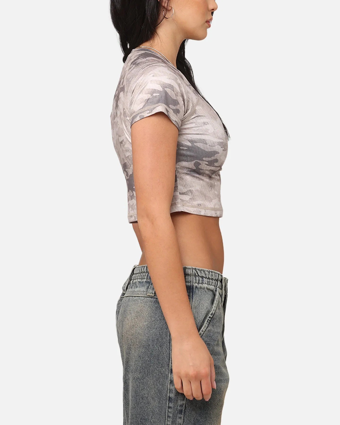 XXIII Women's Boiler Room Crop T-Shirt Desert Camo